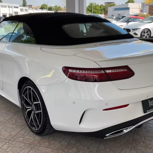 Mercedes-Benz E 220 d AMG Line