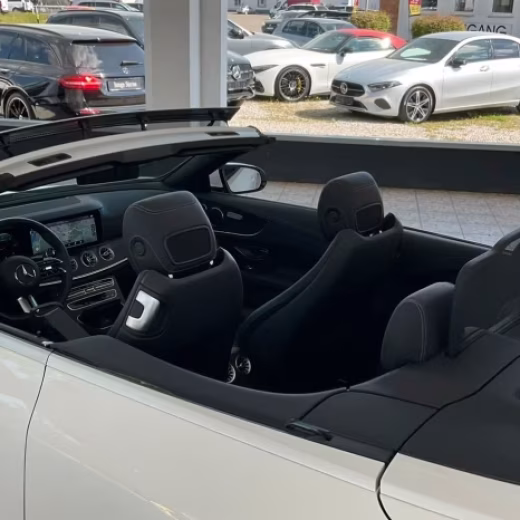 Mercedes-Benz E 220 d AMG Line